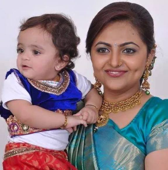 Meet your Posher, Aneri - Picture 1 of 1